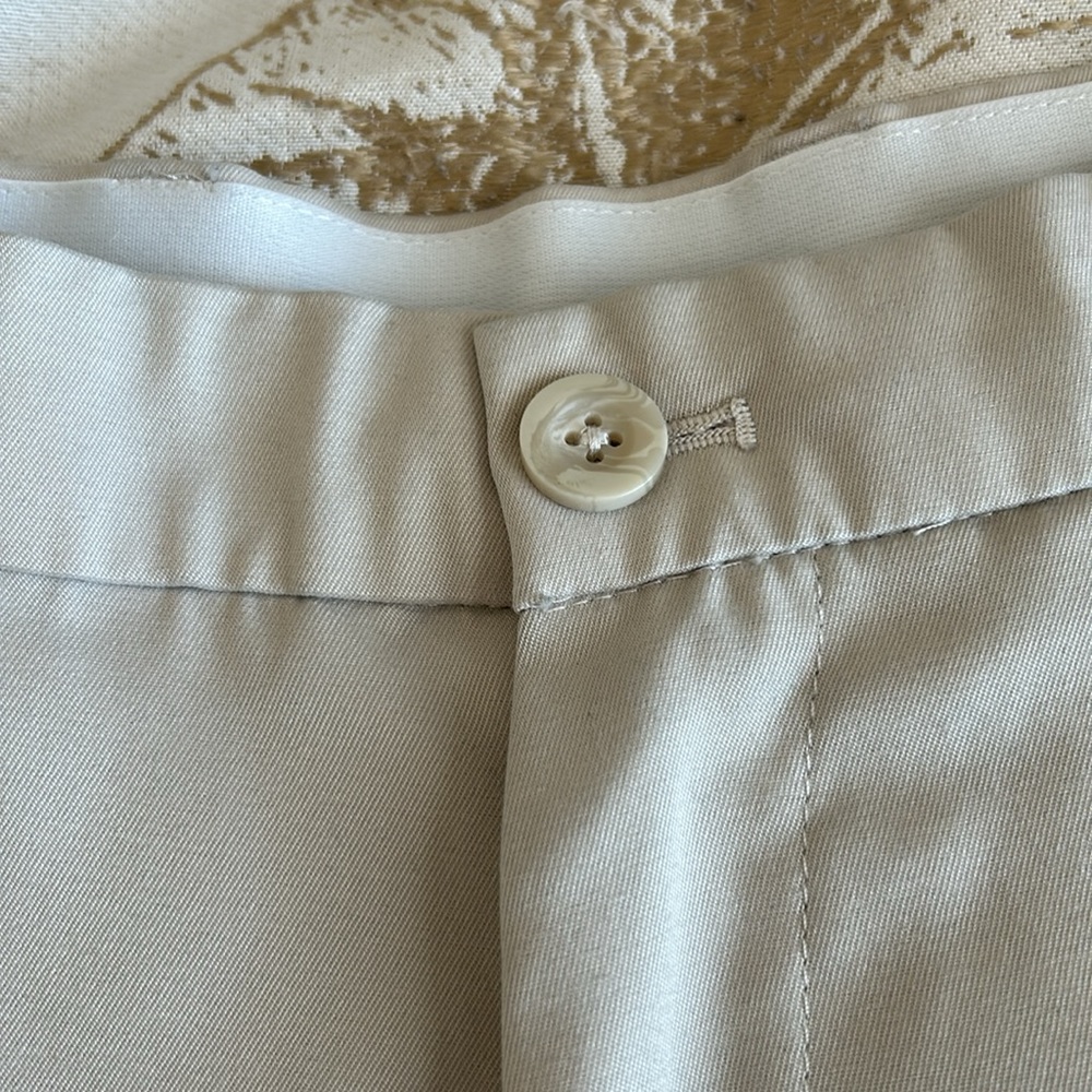 Amazon Essentials Microfiber Shorts - Picture 2 of 5